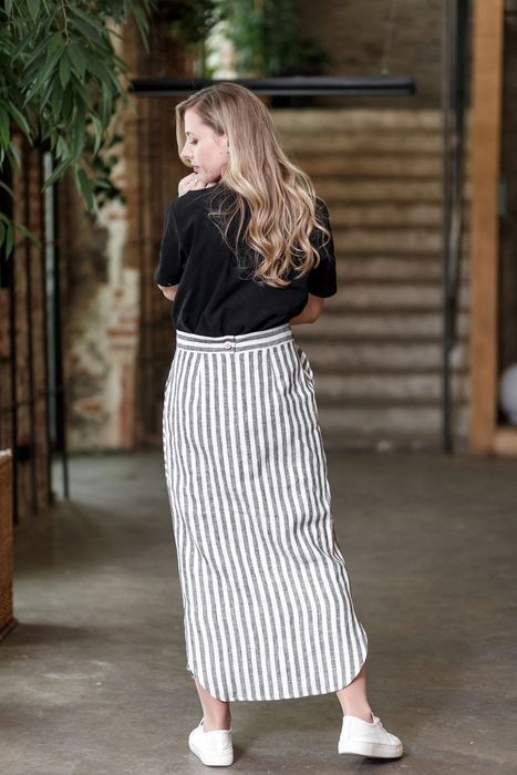 Valencia linen skirt gray stripped 42