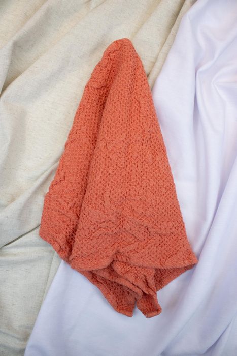 Linen bath towel Souffle coral 50x80