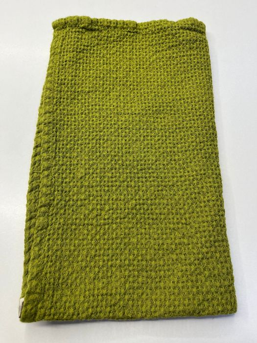 Linen bath towel Souffle green 50x80