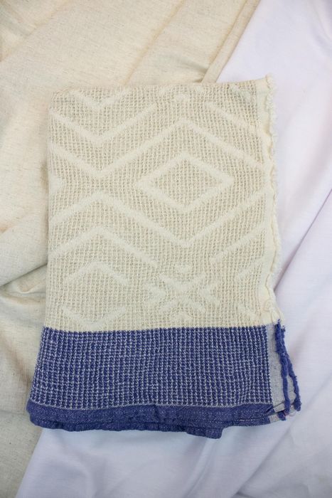 Linen bath towel Pattern blue 130x65