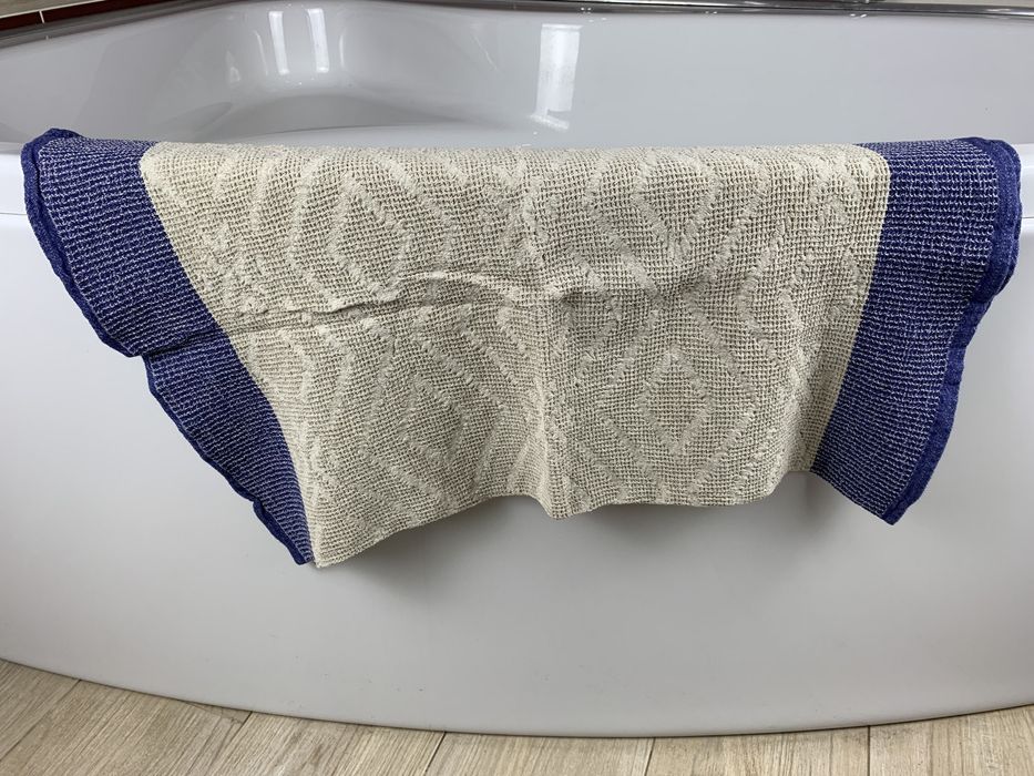 Linen bath towel Pattern blue 130x65