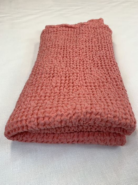 Рушник лляний вафельний персиковий 120x75