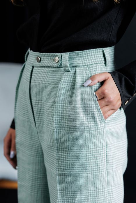 Orandge linen pants green 42