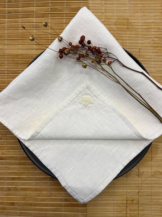 Linen napkin Crown milky 50x50