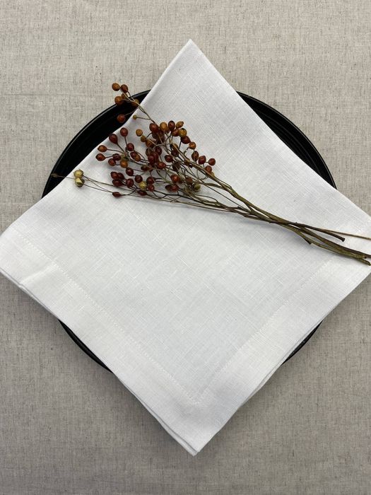 Linen napkin white hem 3 cm 51x51