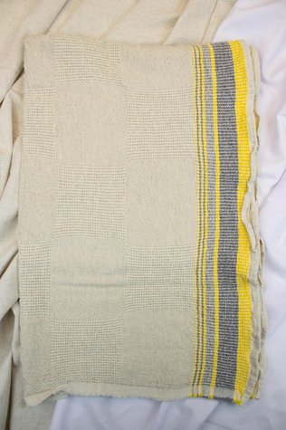 Linen bath towel Jamaica yellow 130x65